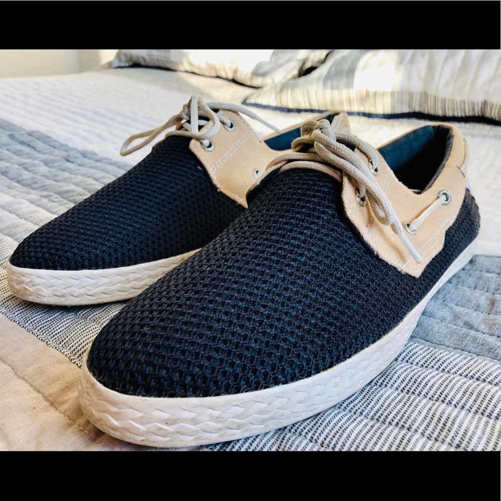 Men’s GBX Navy Boat Shoe